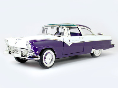 

Road Signature 1955 Ford Crown Victoria Purple 1:18 Yatming(Purple)