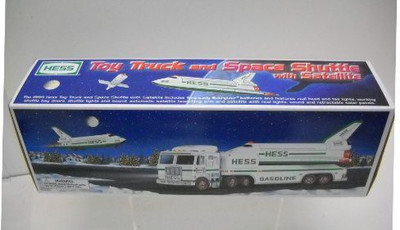 

Hess 1999 Truck And Space Shuttle With Satellite(White)
