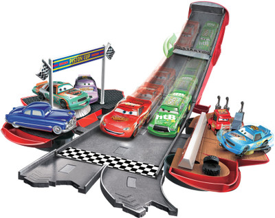 

Disney Cars Transforming Lightning McQueen(Multicolor)