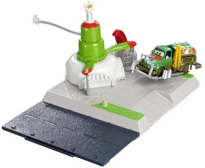 

Mattel Disney Planes Shifters Chugs Fill N Fly Playset(Multicolor)