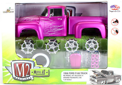 

M2 Machines 1956 Ford F100 Truck Model Kit 1:24(Pink)