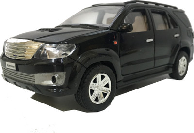 

Furious 4 JR-Fortuner Black(Black)