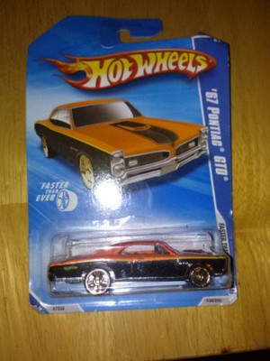 

Mattel Hot Wheels '67 Pontiac Gto 6/10 Faster Than Ever 2010(Orange)