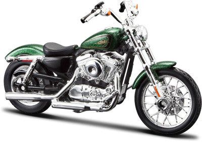 

Maisto 1200V Seventy-Two Metallic Green (1/18)(Green)