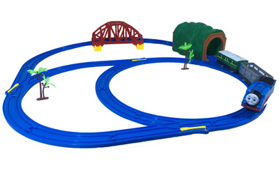 

Thomas Cave-Thomas-003(Blue, Green)