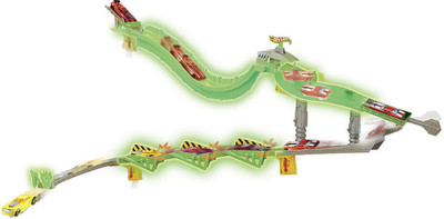 

Hot Wheels Wall Tracks Glow in the Dark - Drift Rally Spinout