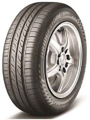 BRIDGESTONE D 689 4 Wheeler Tyre(235/70R16, Tube Less)