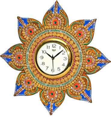 20% OFF on Matsyaa Analog 46 cm X 46 cm Wall Clock(Brown, Blue, With Glass)