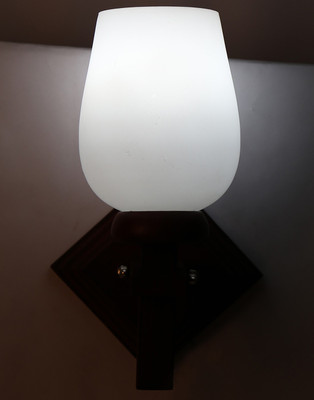 

Limelight Wallchiere Wall Lamp