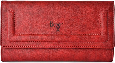 

Baggit Casual Red Clutch