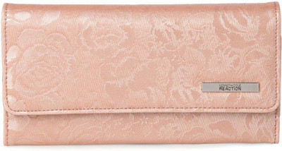 

Kenneth Cole Casual Pink Clutch