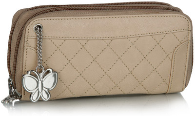

Butterflies Casual Clutch