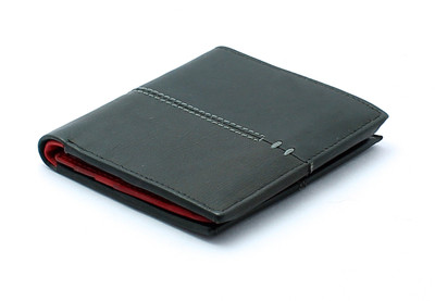 

The Vee Company Men Grey Genuine Leather Wallet(8 Card Slots), Gray