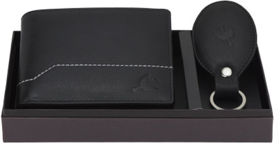 

Hornbull Men Black Genuine Leather Wallet(7 Card Slots)
