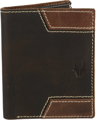 

WildHorn Men Brown Genuine Leather Wallet(6 Card Slots)