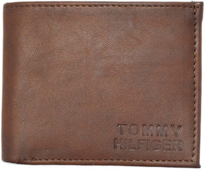 

D'zigners Men Brown Genuine Leather Wallet(6 Card Slots)