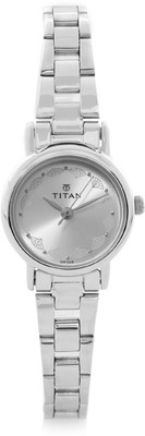 

Titan 917SM03 Watch - For Women