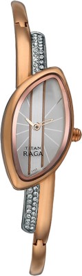 Titan 2396KM01T Perspektiv Analog Watch  - For Women   Watches  (Titan)