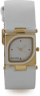 Sonata yuva on sale gold analog watch