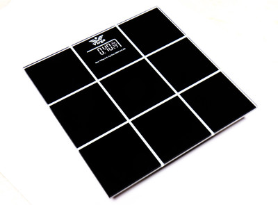

GVC Virgo Temperature with Battery indicator and Step-on Activation Weighing Scale(Black)