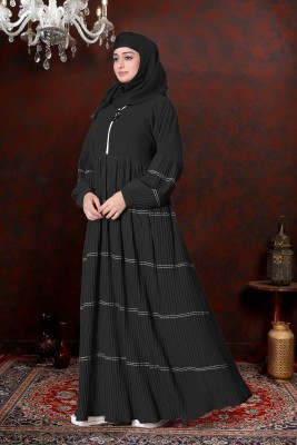 Bhumi fab Crepe Printed Abaya With Hijab(Black)