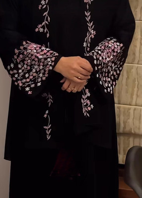 DCSTORE1 Cotton Blend Self Design Abaya With Hijab(Black)