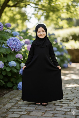 HouseOfCommon Crepe Solid Abaya With Hijab(Black)