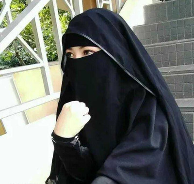 BEAUTYCREATION Georgette Solid Abaya(Black)