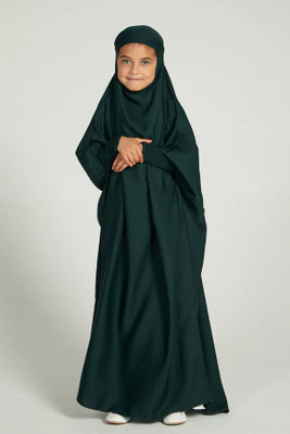 HouseOfCommon Crepe Self Design Abaya With Hijab(Green)