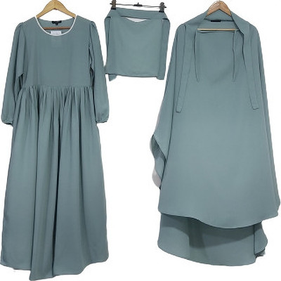 BAHAYA Nida Matte Solid Abaya With Hijab(Green)