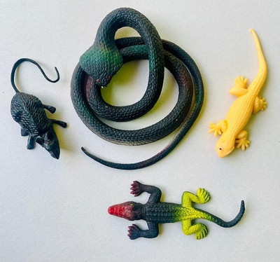 Tik C animal toys rubber snake,lizard,rat gang(Multicolor)
