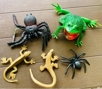 Tik C Rubber spider frog lizard toys for kids(Multicolor)