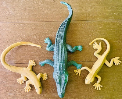 Tik C animals toys crocodile and lizard(Multicolor)
