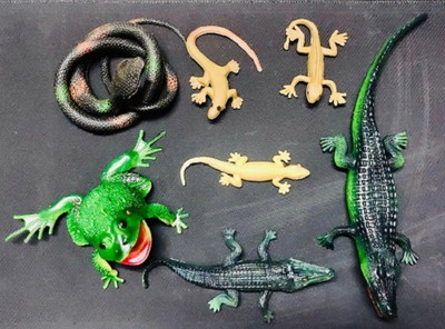 Tik C animal toys rubber snake,crocodile,frog and lizard (set of 7)(Multicolor)
