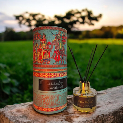 GLOBAL AROMA Reed Diffuser Set Sandalwood Fragrance Diffuser Set R-SET120ML-SANDALWOOD-B-FIBER(120 ml)