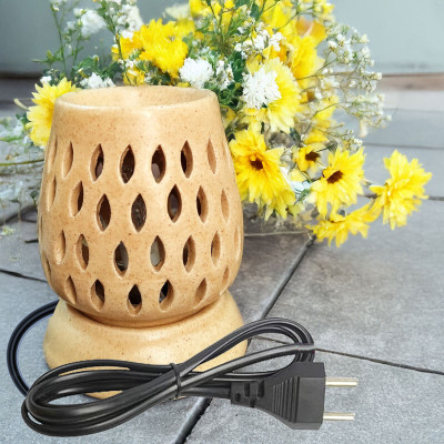 Luxantra Jasmine and Mogra Aroma Oils with Ceramaic Oil Burner Diffuser Set LX-NETDIFFUSER-IV-JAS-MOG(20 ml)