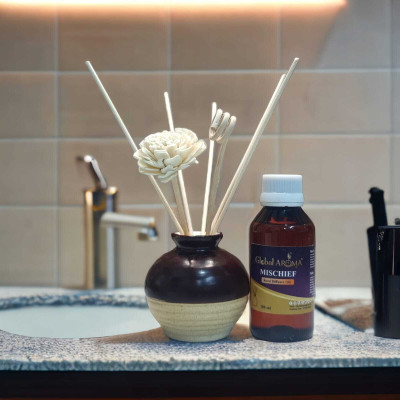 GLOBAL AROMA MISCHIEF Diffuser Set Mischief Reed Diffuser Set-100 ml | Toxin-Free | Fine-Living Fragrance for Office, Home and Stress Relief | Mood Enhancer(100 ml)