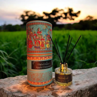 GLOBAL AROMA Reed Diffuser Set Apple Cinnamon Fragrance Diffuser Set R-SET120ML-APPLECINMN-B-FIBER(120 ml)