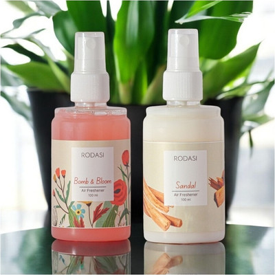 RODASI BOMB AND BLOOM SANDAL Car Freshener Spray RODASSSS_FBBSD100ML_104(2 x 100 ml)