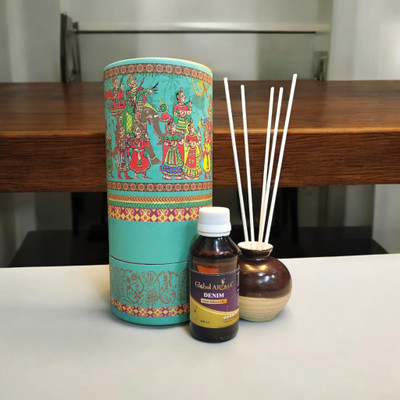 GLOBAL AROMA Reed Denim Fragrance Diffuser Set Ethenic Pot Reed Diffuser Denim Fragrance,Indian Art,Home Decor,Aromatic Diffuser(100 ml)
