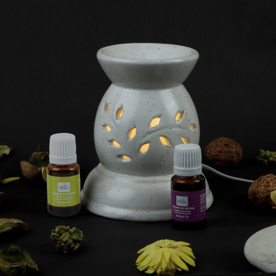 shree murti Floral Diffuser Set Lily Electric Diffuser | Oil Diffuser Set | 6 Inches White Medium Matki with 2 Aroma Oil 10ml Each, Air Freshener, Decorative Item for Home & Office(1 Units)