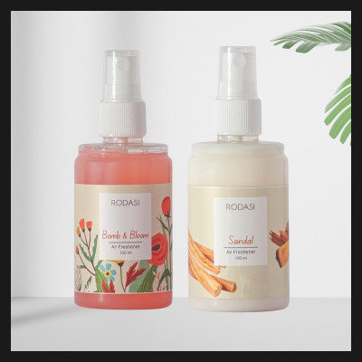RODASI BOMB AND BLOOM SANDAL Car Freshener Spray RDS_FBBSD100ML(2 x 100 ml)