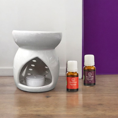 Asian Aura Oil/Candle Off-White Diffuser for Home Fragrance, 1 T-Light & 2 10ml Aroma Oil Diffuser Set JM05(4 x 2.5 ml)