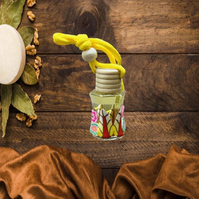 WINKCART Car Perfume Hanging Musk Natural scent car fragrance wooden diffuser lid Diffuser Set, Refill Car Perfume Bottle Hanging Essentail oil Musk fragrance Glass Bottle Air Freshener Diffuser Aromatherapy Ornament Bottle(10 ml)