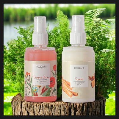 RODASI BOMB AND BLOOM SANDAL Car Freshener Spray RDS_D_FBBSD100ML(2 x 100 ml)