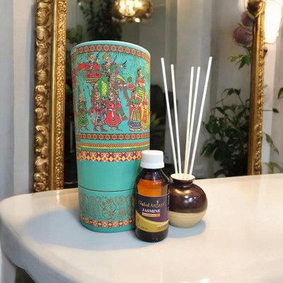 GLOBAL AROMA Reed Jasmine Fragrance Diffuser Set Ethenic Pot Reed Diffuser Jasmine Fragrance,Indian Art,Home Decor,Aromatic Diffuser(100 ml)