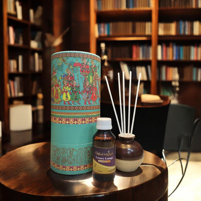 GLOBAL AROMA Ethenic Pot Reed Set Luxury Lounge Fragrance Diffuser Set POT-W-FIBER STICKS-LUXURY LOUNGE -100ML(100 ml)