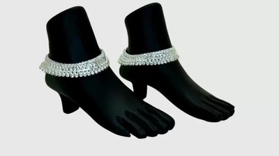 HYK Traditional Ethnic Heavy Fancy work Alloy Anklet/Payal/Pajeb (Pack of 2) Alloy Anklet