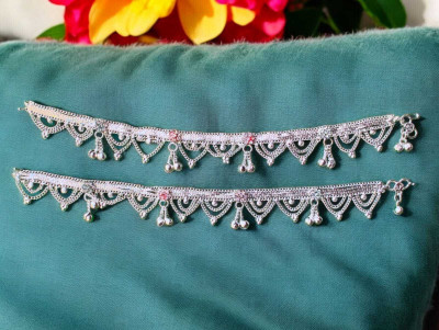 Vindaa Indian Modern Designer Fancy Payal Collection Heavy Silver Anklet(Pack of 2)