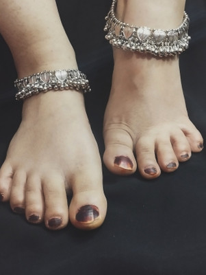 HELLAFASHION Traditional Designe Ghungroo Oxidised Anklet/Payal Pair Alloy Anklet(Pack of 2)